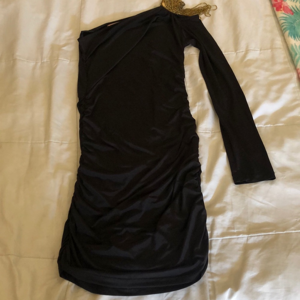 One shoulder dress